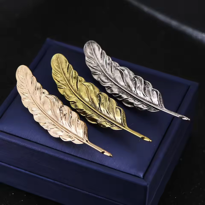 Pin Eris Silver