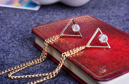 Collar Pin Triangle