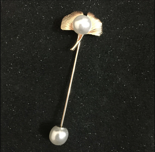 Pin Pearl Vintage